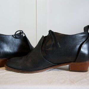 Black Leather Wooden Heel Pointed Toe Shoe